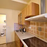 Na Vyhlidce * Strážné
