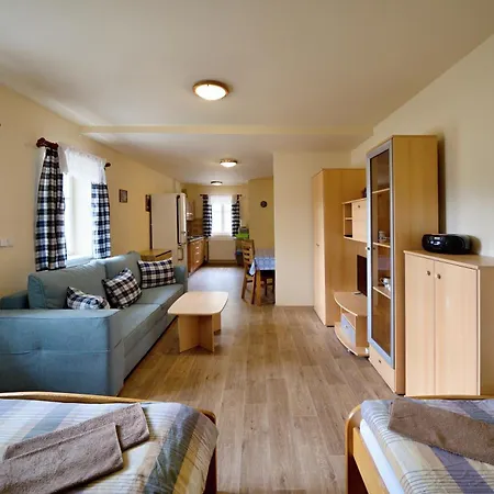 Na Vyhlidce Apartment Strazne